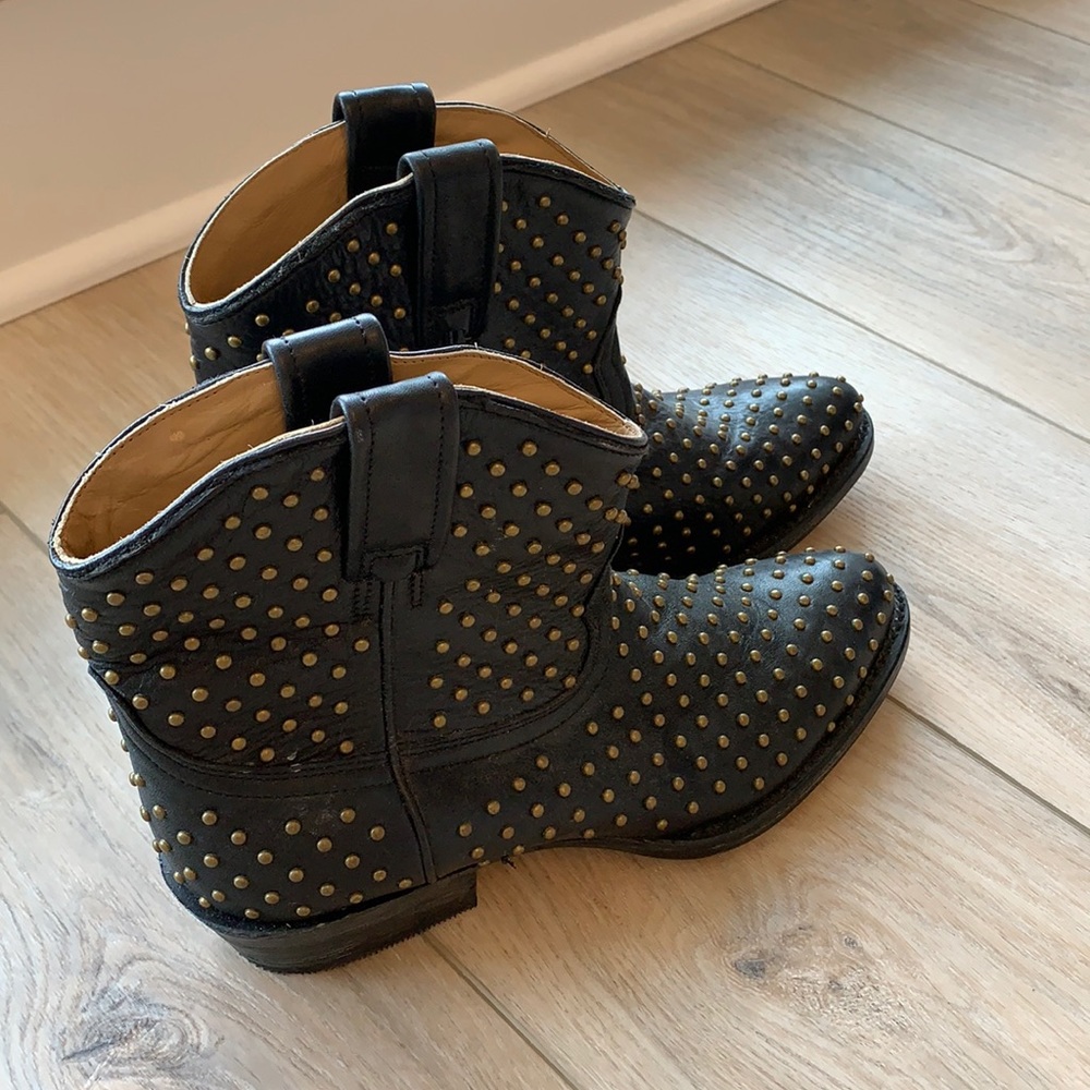Matisse Studded leather booties